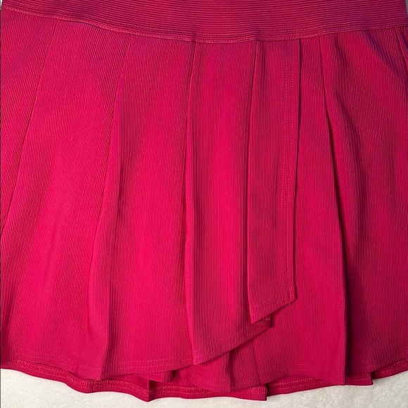 New In Skirt - Picture 10 of 11